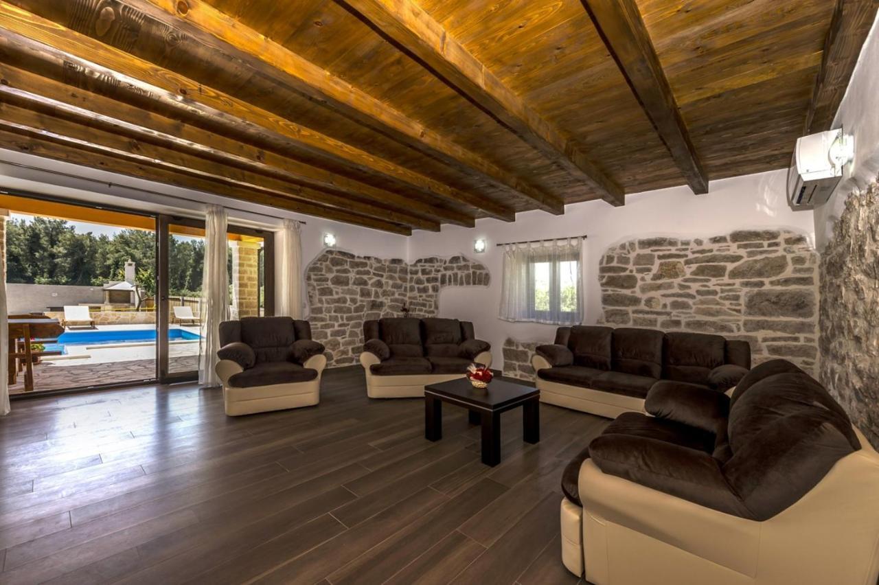Spacious Four-Bedroom Villa Marija Klostar Exterior foto