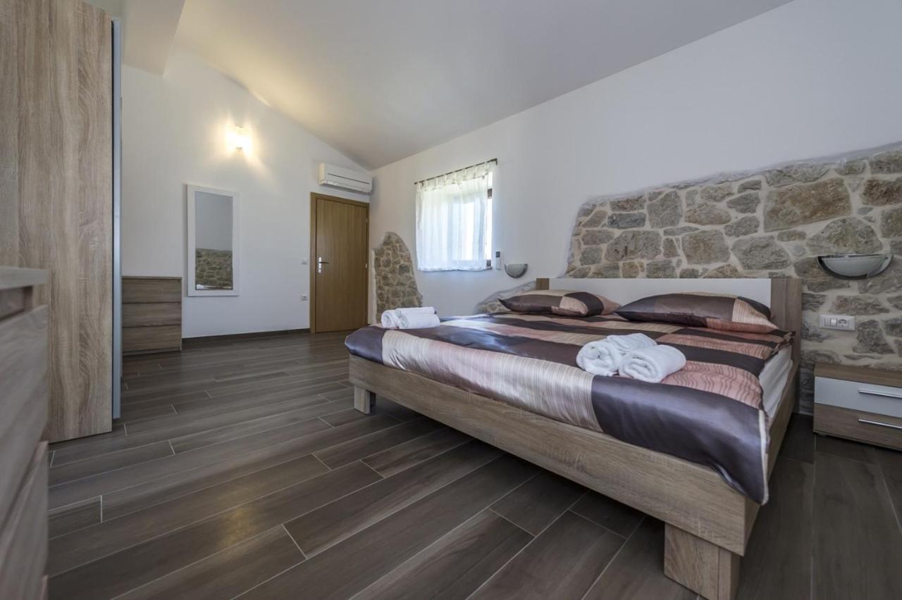 Spacious Four-Bedroom Villa Marija Klostar Exterior foto
